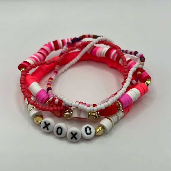 5PC XOXO Letter Pink Valentine’s Bracelet Stack - Picture 1 of 4